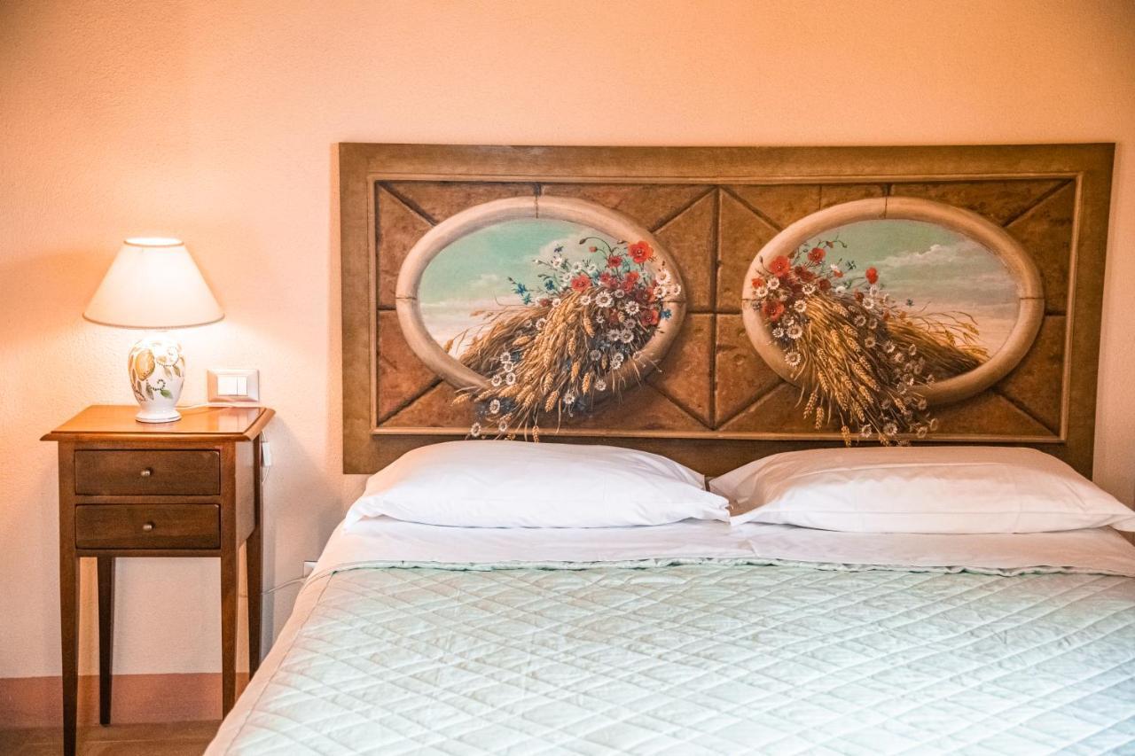 Hostal San Carlo A La Molinella Città della Pieve Exterior foto